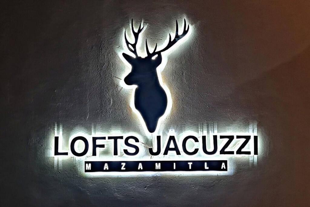 דירות No 1 Loft Jacuzzi מסמיטלה מראה חיצוני תמונה